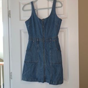 Denim zipper dress with pockets